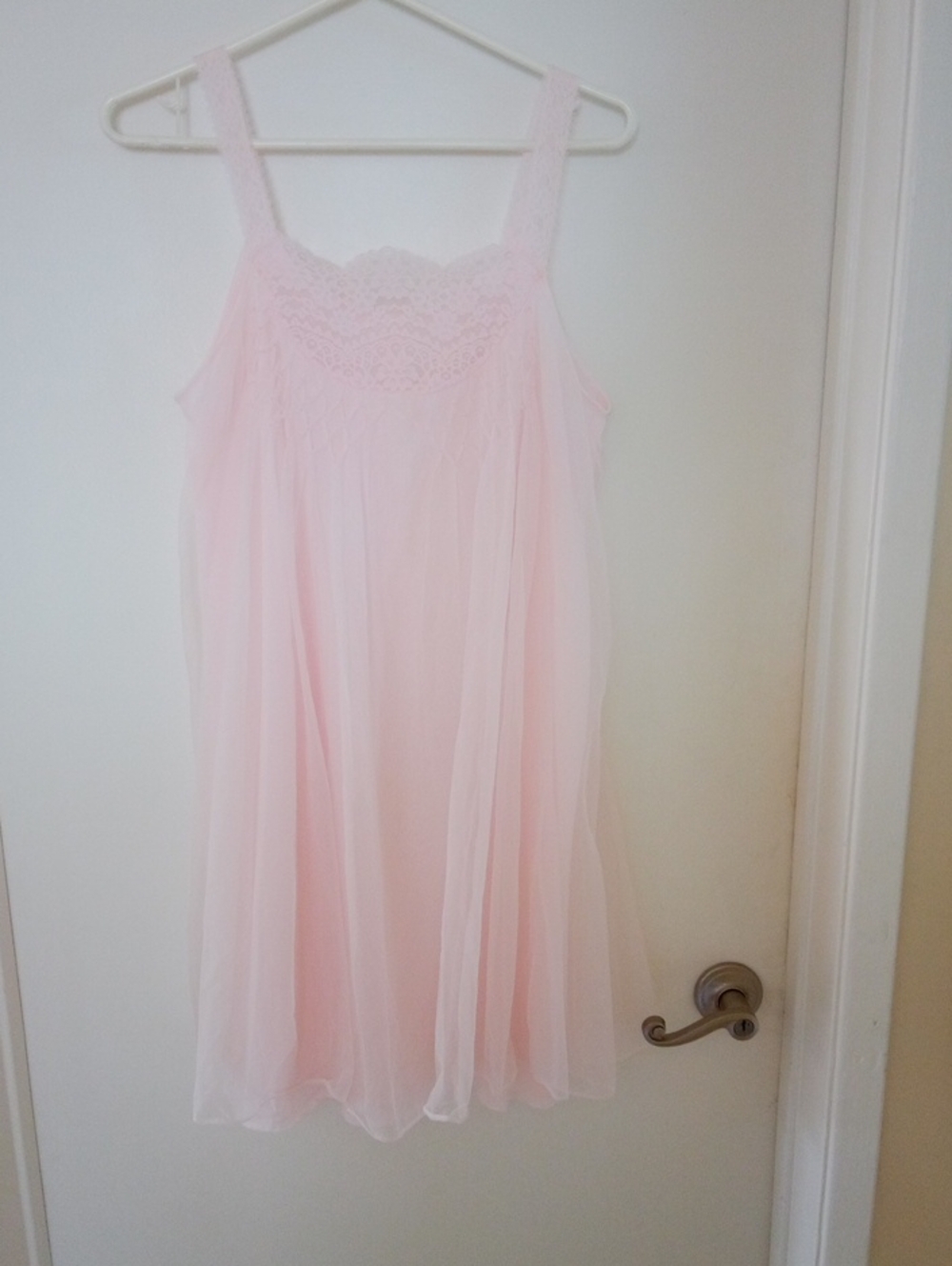 Women's Lace Yoke Chiffon Nightdress - Pink